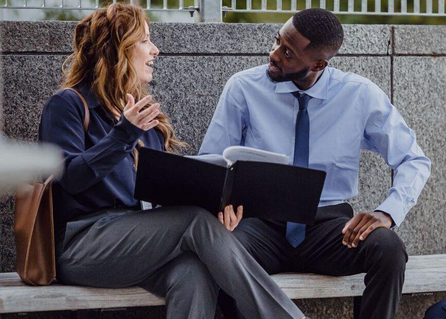 Illustration of Why Networking Quietly Becomes a Financial Strategy During a Job Search